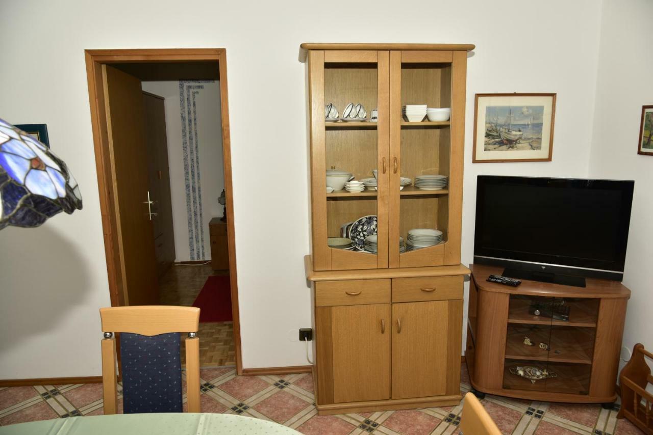 Apartment Blumen Oase Malinska Eksteriør bilde